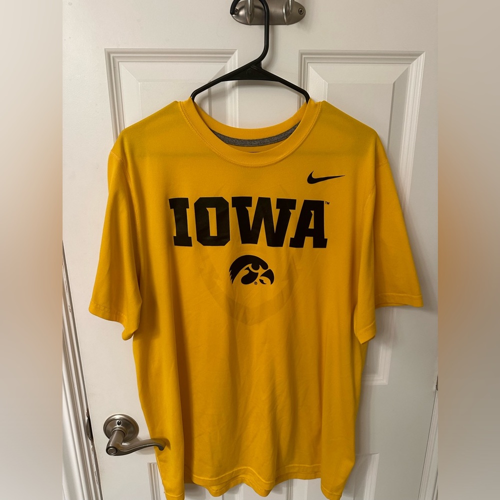 Iowa Hawkeyes Nike Dri-Fit Short Sleeve Tee